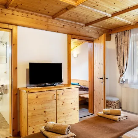Appartement Catrin Mit Sauna * 齐勒河谷的里德